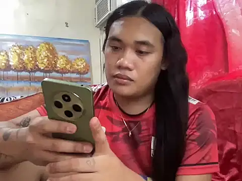 Snapshot of untouchable_mia chatting on 11.22.25 untouchable mia online show from 11.22.25