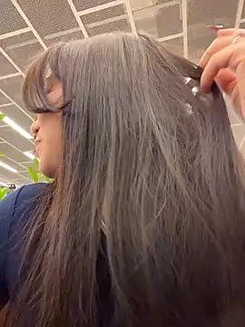 Snapshot of Kissy_Moon chatting on 11.16.25 Kissy Moon online show from 11.16.25