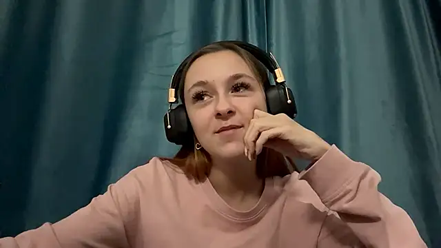 HOTBellakle online show from 11.14.25