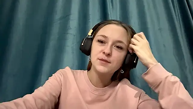 HOTBellakle online show from 11.18.25