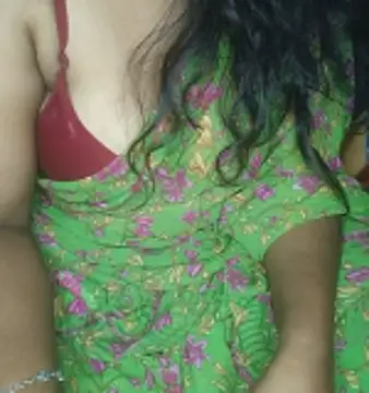 Snapshot of shreyareddy99 chatting on 11.09.25 shreyareddy99 online show from 11.09.25