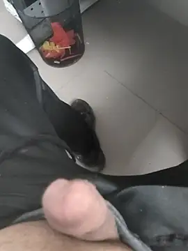 Snapshot of centro6891 chatting on 11.12.25 centro6891 online show from 11.12.25