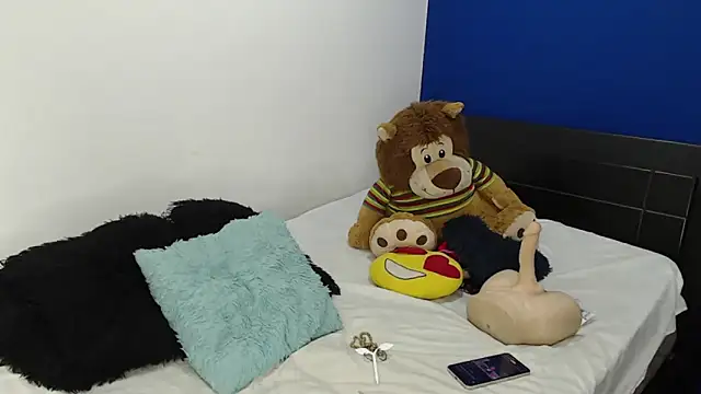 EmmilyConnor online show from 05.20.26