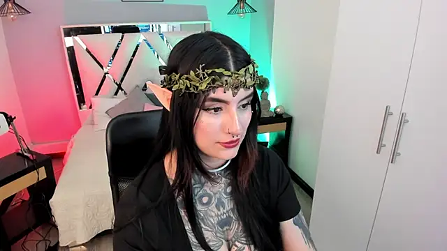 Snapshot of mia_jagger chatting on 04.28.26 mia jagger online show from 04.28.26