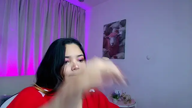 elli snow1 online show from 11.15.25