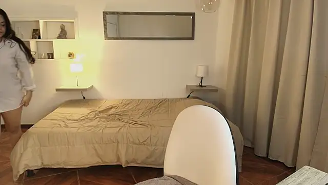 elli snow1 online show from 11.30.25