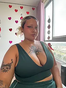 Snapshot of pinkbaddie777 chatting on 02.08.26 pinkbaddie777 online show from 02.08.26