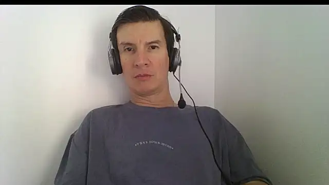 carliesexyman online show from 11.19.25