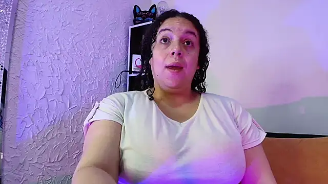 Natasha Amber online show from 11.14.25