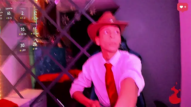 Snapshot of Max_Steell chatting on 11.30.25 Max Steell online show from 11.30.25