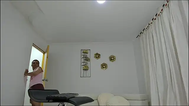 Snapshot of nicoking2025 chatting on 10.29.25 nicoking2025 online show from 10.29.25