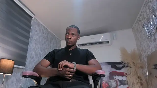 Snapshot of for_itan chatting on 11.15.25 for itan online show from 11.15.25