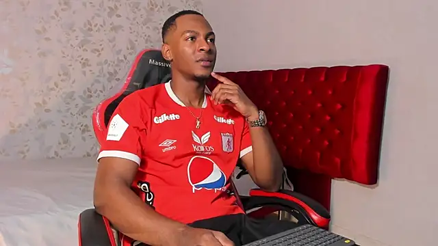 Snapshot of for_itan chatting on 11.24.25 for itan online show from 11.24.25