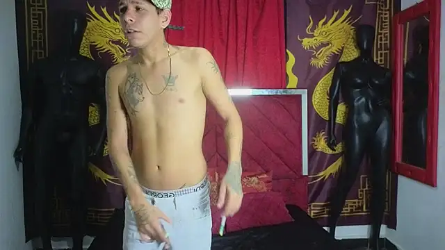 Snapshot of Scoundrel_Room chatting on 11.25.25 Scoundrel Room online show from 11.25.25