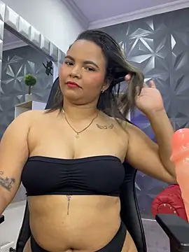 Snapshot of stefybellas chatting on 11.04.25 stefybellas online show from 11.04.25