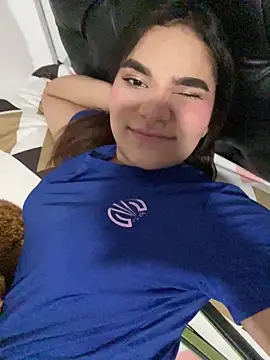 Snapshot of barbara_baker_ chatting on 12.17.25 barbara baker online show from 12.17.25