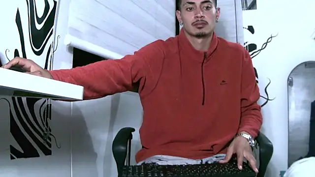 Snapshot of kai_storm420 chatting on 11.02.25 kai storm420 online show from 11.02.25