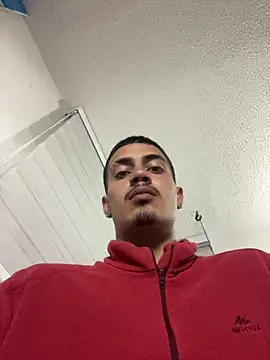 Snapshot of kai_storm420 chatting on 11.03.25 kai storm420 online show from 11.03.25