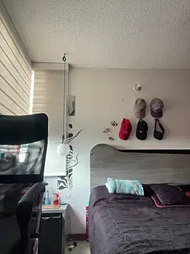 Snapshot of kai_storm420 chatting on 11.11.25 kai storm420 online show from 11.11.25