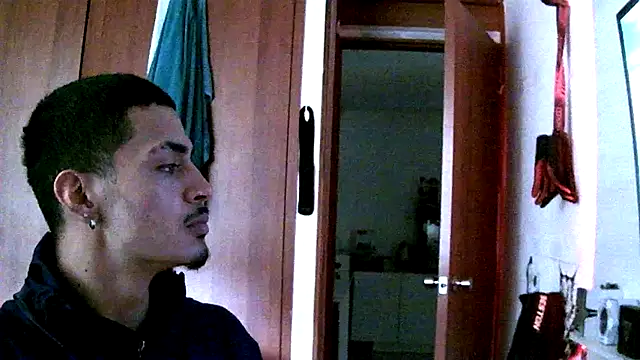 Snapshot of kai_storm420 chatting on 12.05.25 kai storm420 online show from 12.05.25