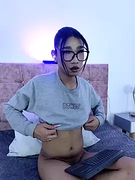 FernandaFox  online show from 05.13.26