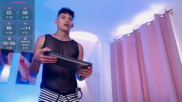 KamiSuarez online show from 03.02.26