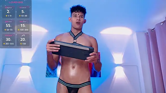 KamiSuarez online show from 04.09.26