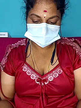 Snapshot of deepikasree143 chatting on 10.30.25 deepikasree143 online show from 10.30.25