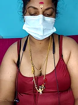 Snapshot of deepikasree143 chatting on 11.04.25 deepikasree143 online show from 11.04.25