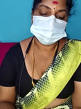 Snapshot of deepikasree143 chatting on 11.05.25 deepikasree143 online show from 11.05.25