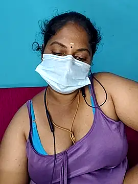 Snapshot of deepikasree143 chatting on 11.07.25 deepikasree143 online show from 11.07.25