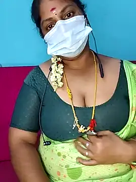 Snapshot of deepikasree143 chatting on 11.08.25 deepikasree143 online show from 11.08.25