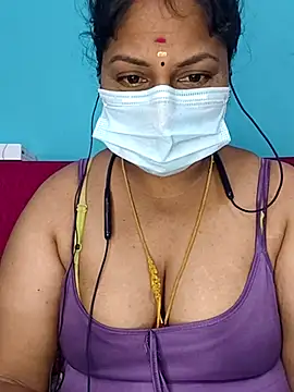 Snapshot of deepikasree143 chatting on 12.01.25 deepikasree143 online show from 12.01.25