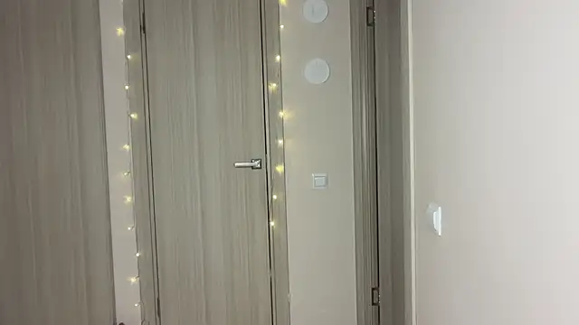 Snapshot of Lisa_Graham chatting on 11.18.25 Lisa Graham online show from 11.18.25