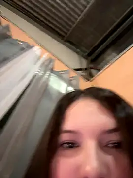 selenereyy online show from 10.28.25