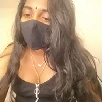 Snapshot of funny_couple_telugu chatting on 11.04.25 funny couple telugu online show from 11.04.25