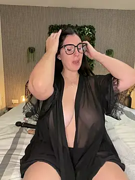 MysteryGirl   online show from 11.20.25