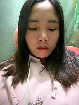 Snapshot of Elysia-007 chatting on 10.31.25 Elysia-007 online show from 10.31.25