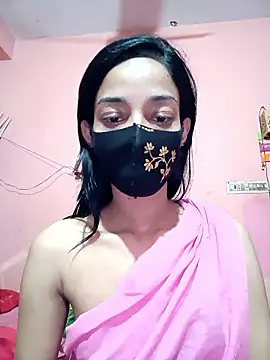 Green LaDY66 online show from 05.03.26