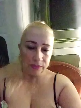 Esenia505 online show from 11.21.25