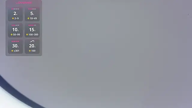 Snapshot of zhnlky chatting on 10.31.25 zhnlky online show from 10.31.25