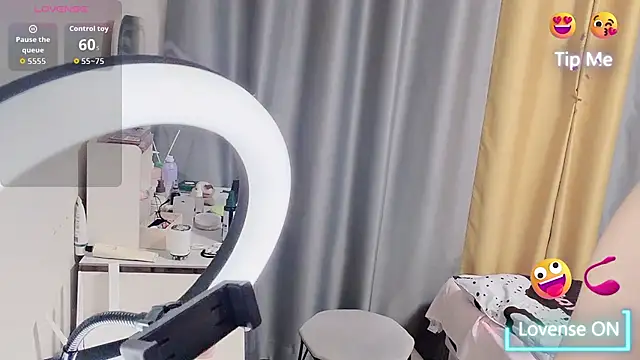 zhnlky online show from 04.13.26