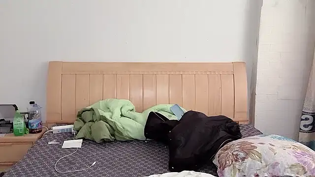 N228 online show from 11.26.25