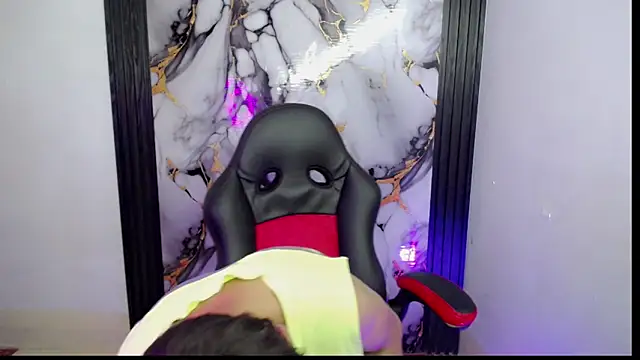 The latin boy online show from 11.21.25