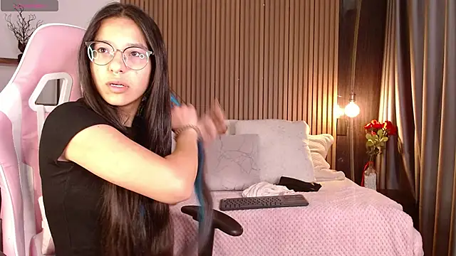 Skay bluee online show from 11.22.25