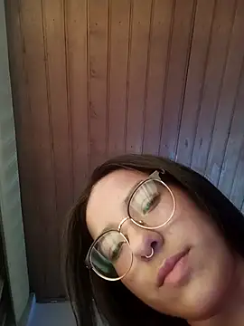 Skay bluee online show from 12.16.25