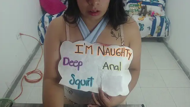 Snapshot of Alanafire chatting on 11.26.25 Alanafire online show from 11.26.25