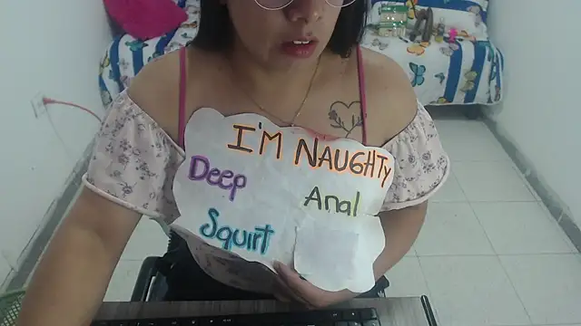 Snapshot of Alanafire chatting on 11.28.25 Alanafire online show from 11.28.25