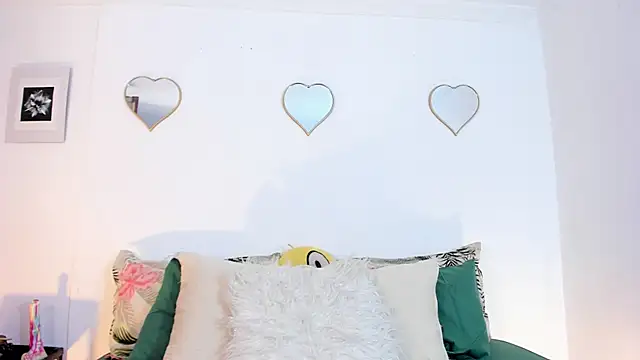 julialex  online show from 02.24.26