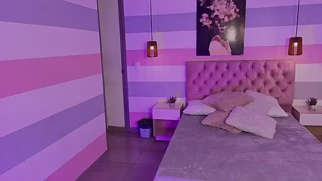 samantaortega   online show from 11.20.25